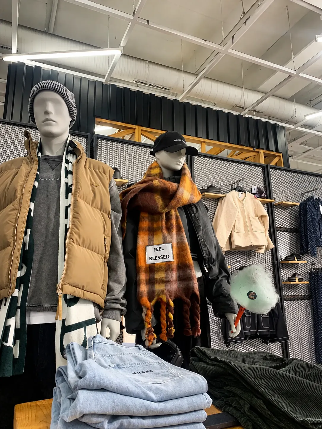 Sur les mannequins Daily Paper